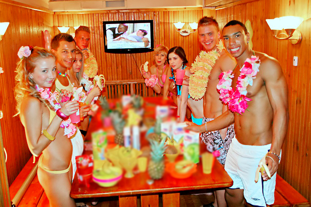 Hawaiian College Sex Parties - Theme sex party in Hawaiian style, part 2 - WTFPass